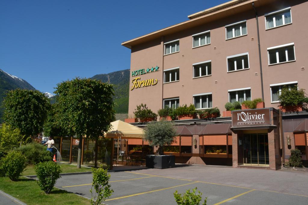 Hotel Forum Martigny Exterior foto